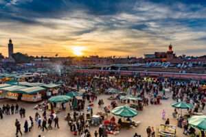 Place Jemaa el-Fna à Marrakech : histoire et guide